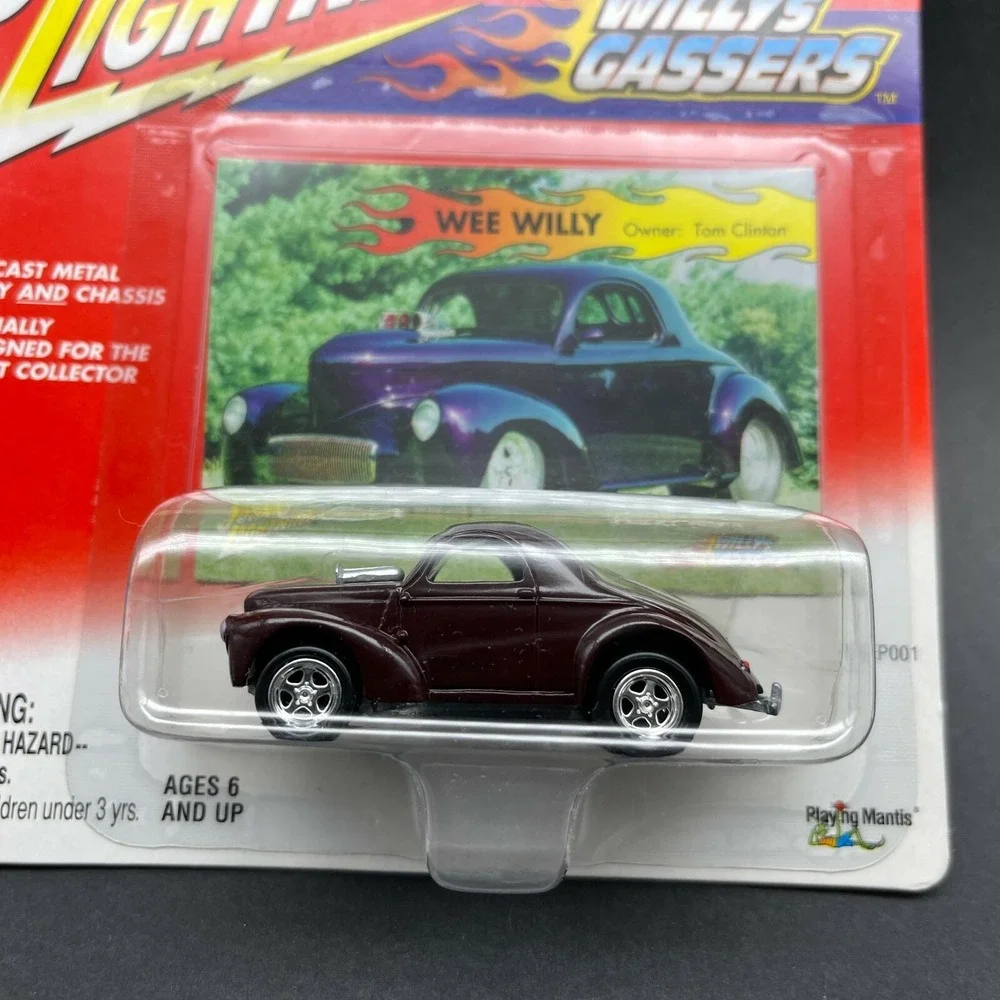 Johnny Lightning‎ Willys Gassers Wee Willy Tom Clinton Coupe Car Brown 164 Scale